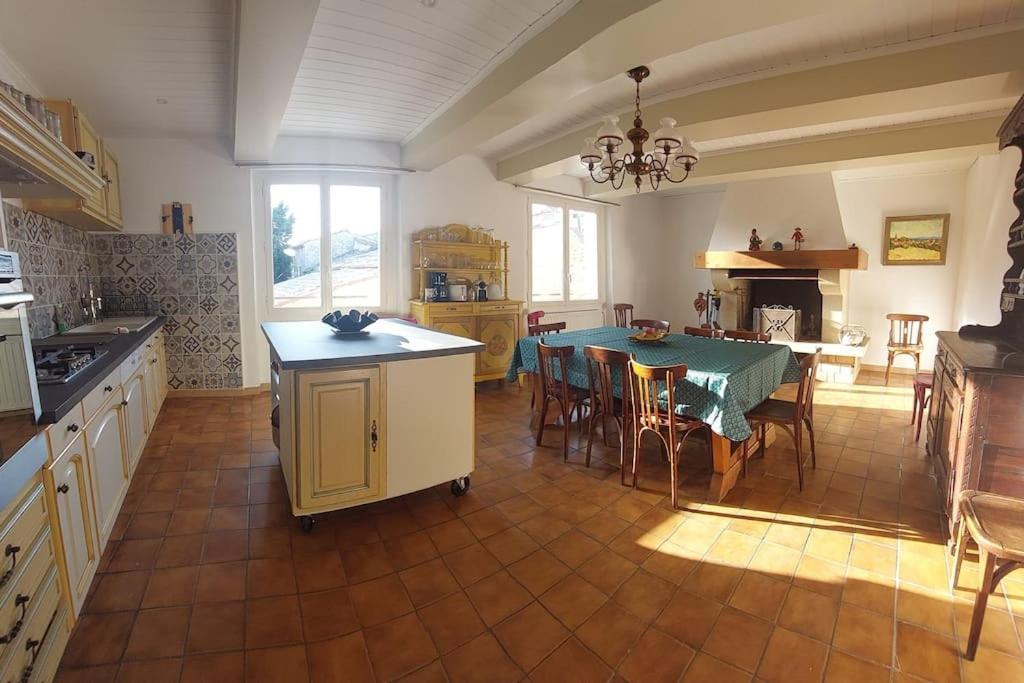 Mon Ventoux Villa Modene Dış mekan fotoğraf